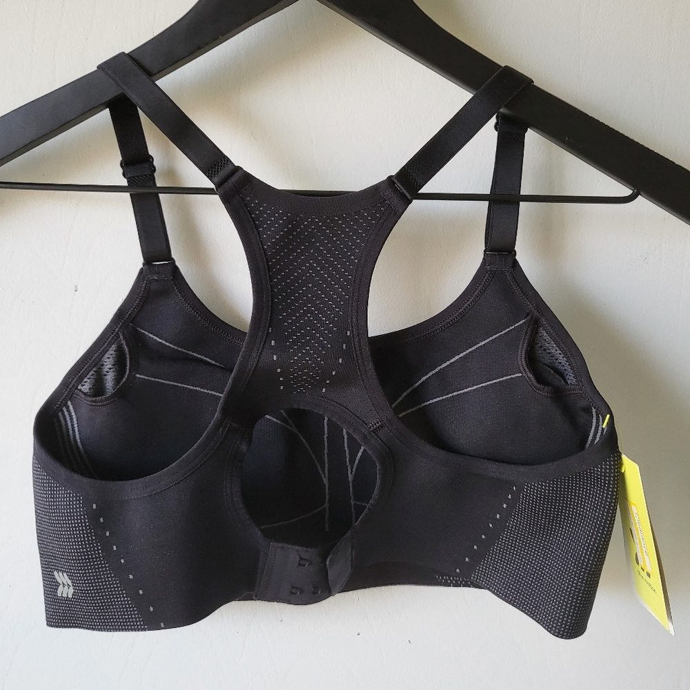 High Support Sports Bra All In Motion - Picture 4 of 4